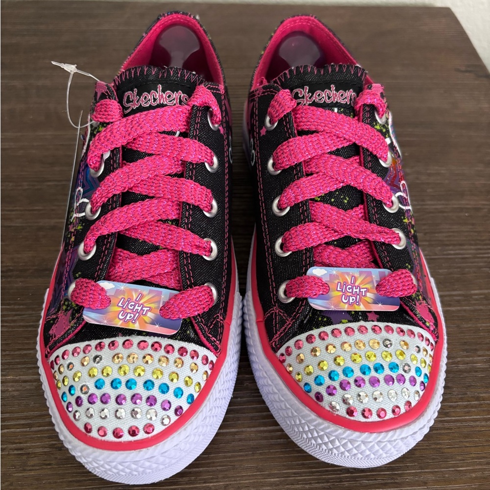 (Lights up!)SKECHERS TWINKLE TOES S Lights SHUFFLES Superstyle girl’s size 2.5